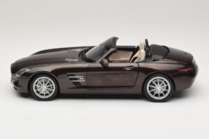 Mercedes SLS AMG Sepang Brown Minichamps 1:18 B66960080 Metalas - nuotrauka 5 iš 9