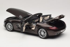 Mercedes SLS AMG Sepang Brown Minichamps 1:18 B66960080 Metalas - nuotrauka 6 iš 9