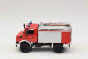 Mercedes Unimog 1300 L TLF 8/18 FF Oberammergau Minichamps 1:43 439033071 Metalas - nuotrauka 3 iš 6