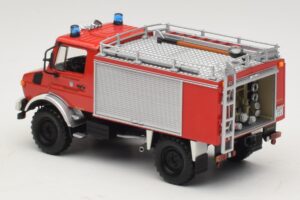 Mercedes Unimog 1300 L TLF 8/18 FF Oberammergau Minichamps 1:43 439033071 Metalas - nuotrauka 5 iš 6