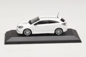 Opel Astra H OPC Nurburgring Edition Baltas Minichamps 1:43 ASTRA005 Metalas