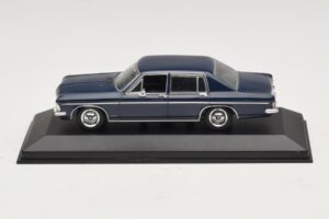 Opel Diplomat A Tamsiai Mėlynas Minichamps 1:43 DIPLOMAT001 Metalas