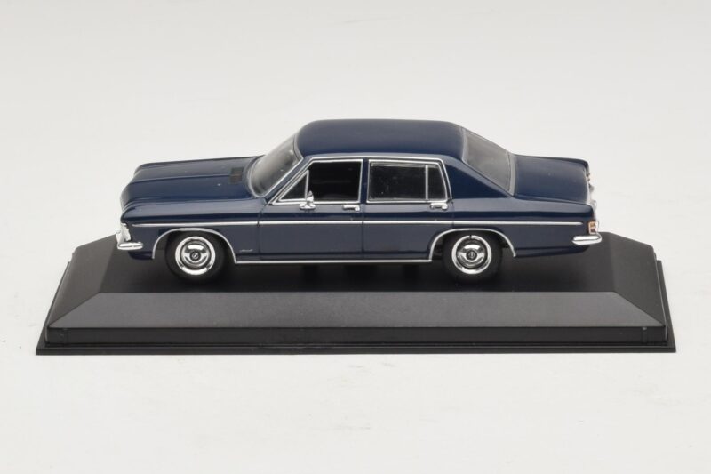 Opel Diplomat A Tamsiai Mėlynas Minichamps 1:43 DIPLOMAT001 Metalas