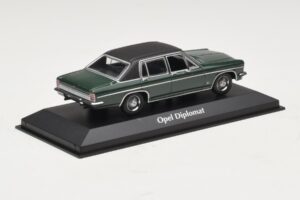 Opel Diplomat B Tamsiai Žalias Maxichamps 1:43 940046070 Metalas - nuotrauka 2 iš 4