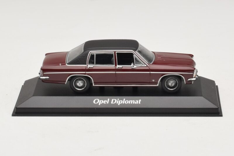 Opel Diplomat B Tamsiai Raudonas Maxichamps 1:43 940046071 Metalas