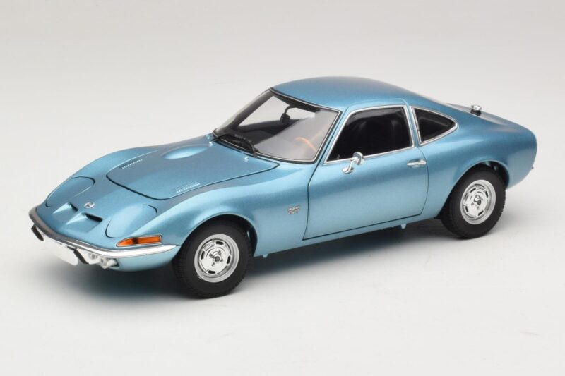 Opel GT Blue Metallic Minichamps 1:18 180049030 Metalas