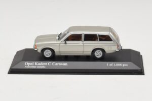 Opel Kadett C Caravan Silver Metallic Minichamps 1:43 400048111 Metalas