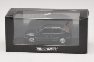 Opel Kadett E Black Metallic Minichamps 1:43 400045901 Metalas - nuotrauka 4 iš 4