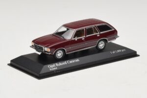 Opel Rekord D Caravan Raudonas Minichamps 1:43 400044012 Metalas - nuotrauka 2 iš 4