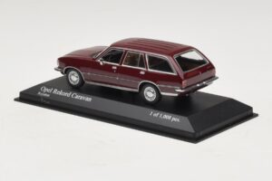 Opel Rekord D Caravan Raudonas Minichamps 1:43 400044012 Metalas - nuotrauka 3 iš 4