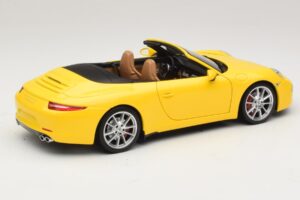 Porsche 911 991 Carrera S Kabrioletas Geltonas Minichamps 1:18 100061031 Metalas - nuotrauka 3 iš 8