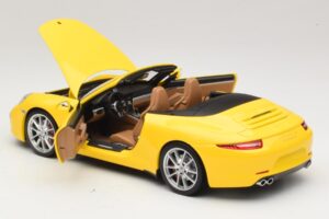 Porsche 911 991 Carrera S Kabrioletas Geltonas Minichamps 1:18 100061031 Metalas - nuotrauka 5 iš 8