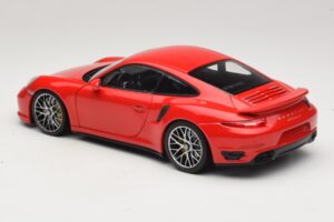 Porsche 911 991 Turbo S Raudonas Minichamps 1:18 110062320 Metalas - nuotrauka 7 iš 8