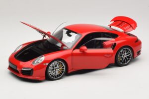 Porsche 911 991 Turbo S Raudonas Minichamps 1:18 110062320 Metalas - nuotrauka 3 iš 8