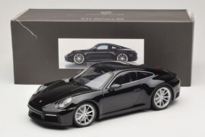 Porsche 911 992 Carrera 4S Juodas Minichamps 1:18 WAP0211120R992 Metalas - nuotrauka 6 iš 6