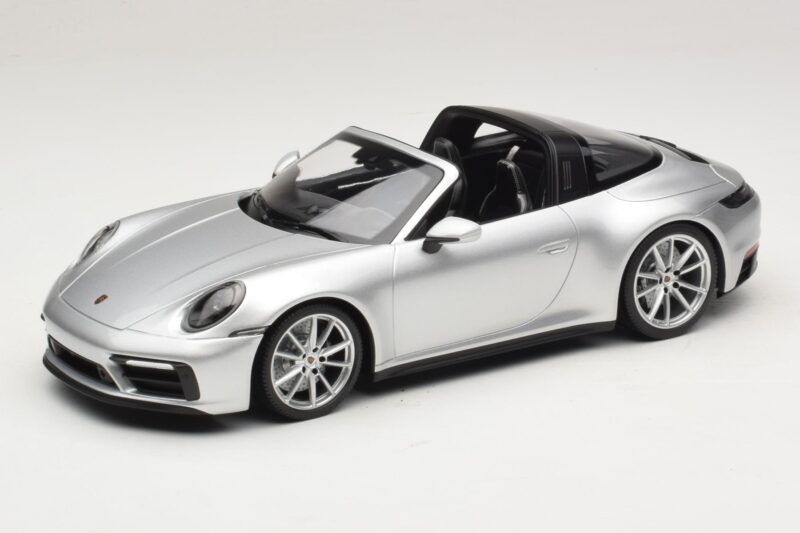 Porsche 911 992 Targa 4 GTS Sidabrinis Minichamps 1:18 WAP0211460RTRG Metalas