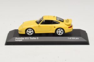 Porsche 911 993 Turbo S Geltonas Minichamps 1:43 430069270 Metalas