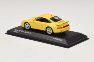 Porsche 911 993 Turbo S Geltonas Minichamps 1:43 430069270 Metalas - nuotrauka 3 iš 4