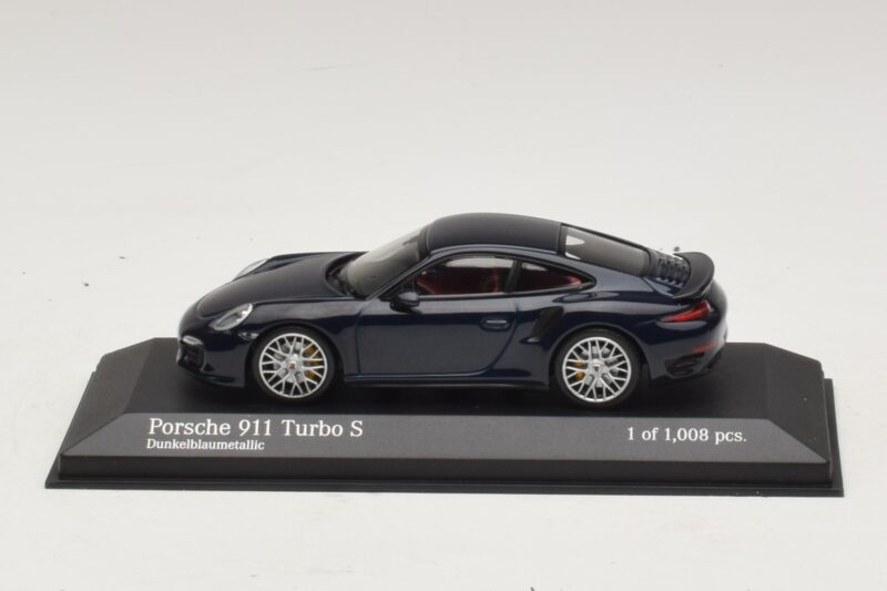 Porsche 911 996 Mėlyna Metalinė Minichamps 1:43 400061180 Metalas