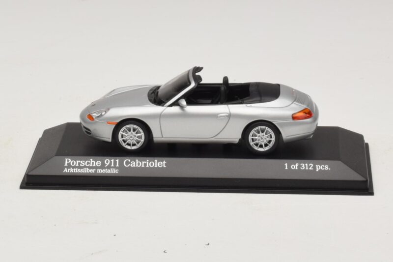 Porsche 911 996 Kabrioletas Sidabrinė Metalinė Minichamps 1:43 400061091 Metalas