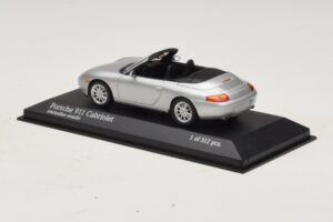 Porsche 911 996 Kabrioletas Sidabrinė Metalinė Minichamps 1:43 400061091 Metalas - nuotrauka 3 iš 4