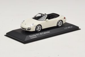 Porsche 911 997 Carrera 4S Kabrioletas Baltas Minichamps 1:43 400066431 Metalas - nuotrauka 2 iš 4