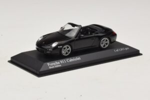Porsche 911 997 Carrera Kabrioletas Black Edition Minichamps 1:43 400066434 Metalas - nuotrauka 2 iš 4