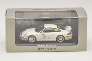 Porsche 911 997 GT3 #22 Baltas Minichamps 1:43 WAP020102016 Metalas - nuotrauka 4 iš 4
