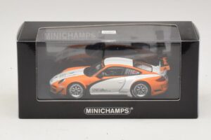 Porsche 911 997 GT3 R Hybrid Presentation 2010 Minichamps 1:43 410108900 Metalas - nuotrauka 4 iš 4