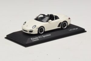 Porsche 911 997 Speedster Baltas Minichamps 1:43 400069531 Metalas - nuotrauka 2 iš 4