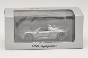 Porsche 918 Spyder Pilka Metalik Minichamps 1:43 WAP0201000E Metalas - nuotrauka 4 iš 4
