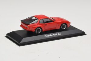 Porsche 924 GT Raudonas Maxichamps 1:43 940066120 Metalas - nuotrauka 2 iš 4