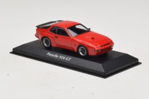 Porsche 924 GT Raudonas Maxichamps 1:43 940066120 Metalas - nuotrauka 3 iš 4