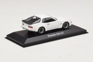 Porsche 924 GT Baltas Maxichamps 1:43 940066121 Metalas - nuotrauka 2 iš 4