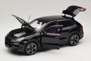 Porsche Cayenne Turbo S 92A Juoda Metalinė Minichamps 1:18 110062100 Metalas - nuotrauka 2 iš 8