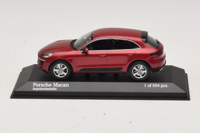 Porsche Macan 95B Raudona Metalik Minichamps 1:43 Porsche Macan 95B Raudona Metalik Minichamps 1:43 410062600 Metalas