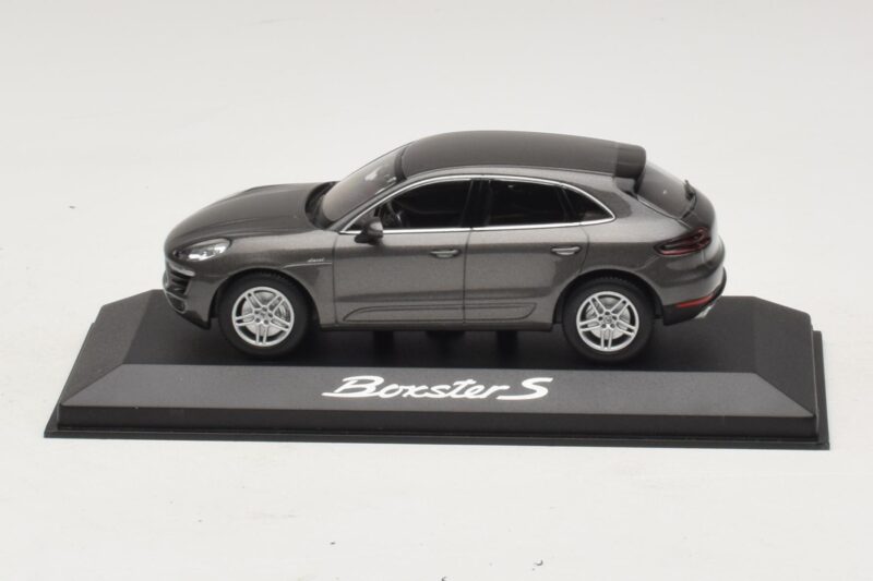Porsche Macan S Diesel 95B Bronzinė Metalik Minichamps 1:43 Porsche Macan S Diesel 95B Bronzinė Metalik Minichamps 1:43 WAP0201510E Metalas