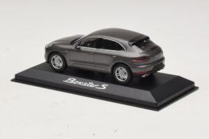 Porsche Macan S Diesel 95B Bronzinė Metalik Minichamps 1:43 WAP0201510E Metalas - nuotrauka 3 iš 4