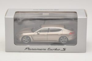 Porsche Panamera 970 Turbo S Bronzinė Metalik Minichamps 1:43 WAP0200600E Metalas - nuotrauka 4 iš 4