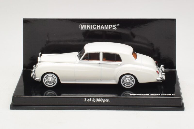 Rolls-Royce Silver Cloud II Baltas Minichamps 1:43 436134900 Metalas