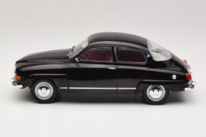 Saab 96 V4 Juodas MCG 1:18 MCG18063 Metalas - nuotrauka 3 iš 6