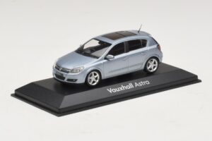 Vauxhall Astra H Sedan Šviesiai Mėlynas Metalinis Minichamps 1:43 ASTRA007 Metalas - nuotrauka 2 iš 4