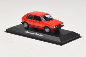 Volkswagen Golf GTI Mk1 Raudonas Maxichamps 1:43 940055170 Metalas - nuotrauka 3 iš 4