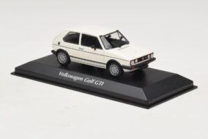 Volkswagen Golf GTI Mk1 Baltas Maxichamps 1:43 940055171 Metalas - nuotrauka 3 iš 4