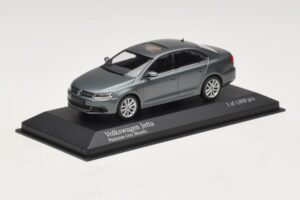 Volkswagen Jetta Mk6 Grey Metallic Minichamps 1:43 400059000 Metalas - nuotrauka 2 iš 4