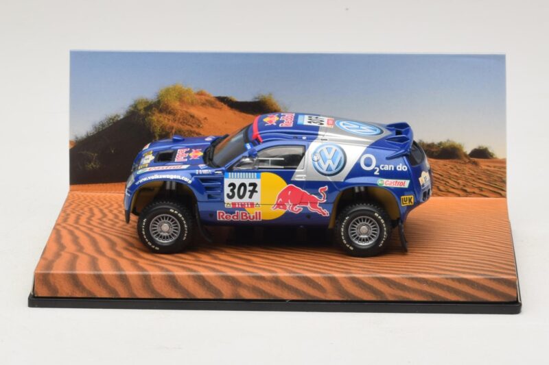 Volkswagen Race Touareg Red Bull #307 Platintojo Leidimas 2005 Minichamps 1:43 7LO099400PD307 Metalas