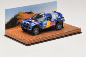Volkswagen Race Touareg Red Bull #310 Platintojo Leidimas 2005 Minichamps 1:43 7LO099400PD310 Metalas - nuotrauka 2 iš 5