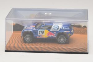 Volkswagen Race Touareg Red Bull #310 Platintojo Leidimas 2005 Minichamps 1:43 7LO099400PD310 Metalas - nuotrauka 4 iš 5