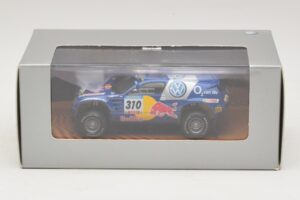 Volkswagen Race Touareg Red Bull #310 Platintojo Leidimas 2005 Minichamps 1:43 7LO099400PD310 Metalas - nuotrauka 5 iš 5