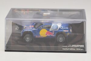 Volkswagen Race Touareg Red Bull Presentation Essen Motor Show 2004 Minichamps 1:43 436045300 Metalas - nuotrauka 4 iš 5